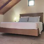 Rustic Calheta House