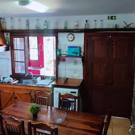 Ferienhaus Rustic Calheta House *
