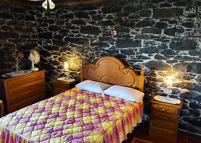 Ferienhaus Rustic Calheta House